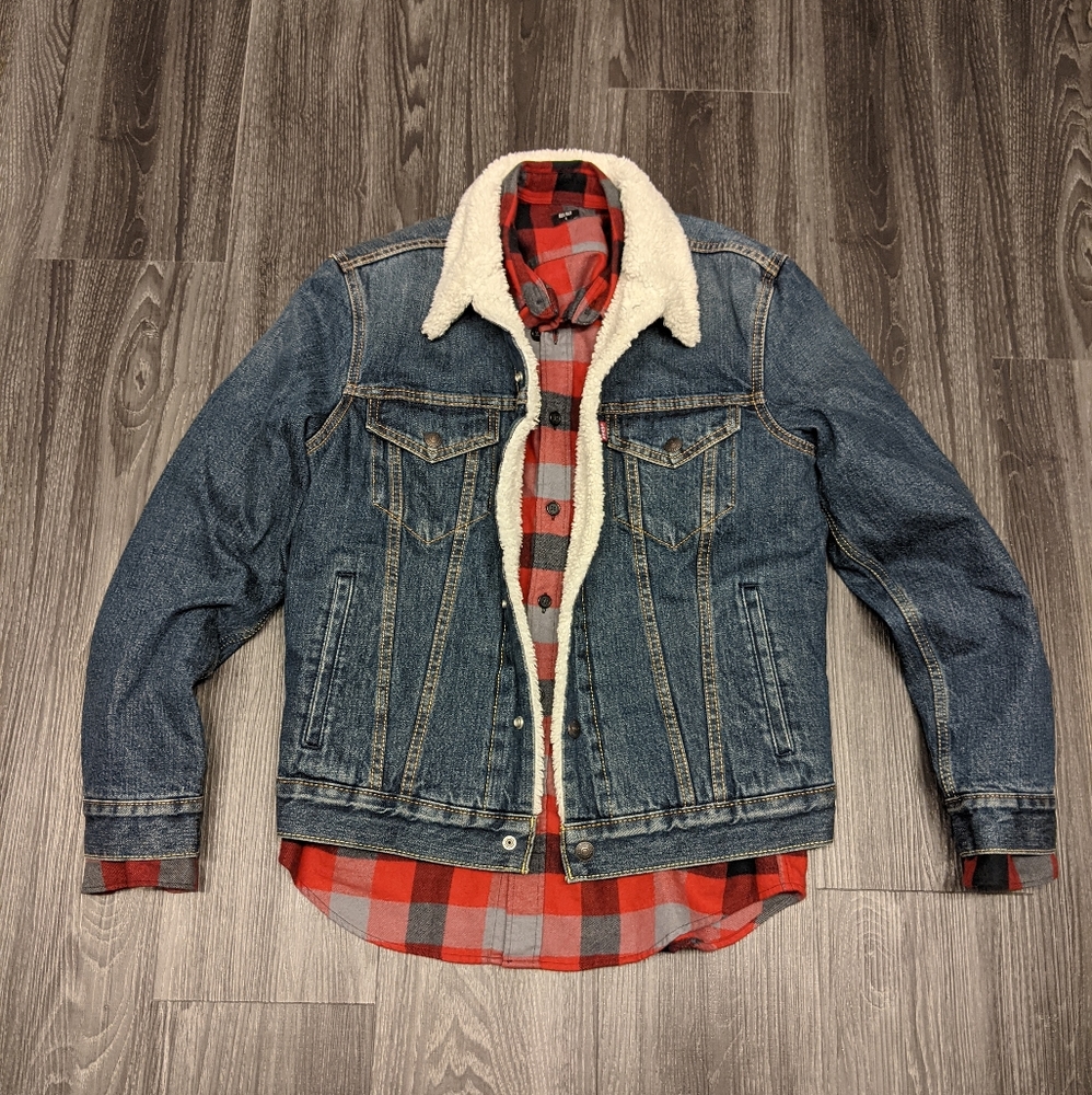 📣Host Pick📣 Levi's Type 3 Sherpa Trucker Jacket
